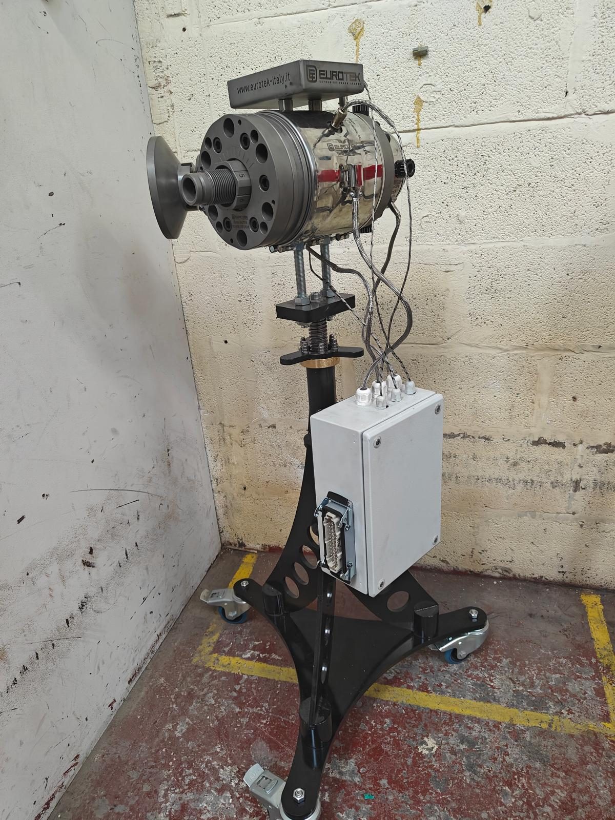 Lutrom Engineering workshop photo